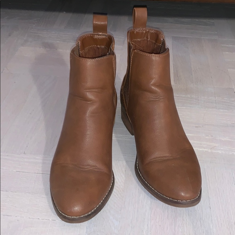 American Eagle Booties